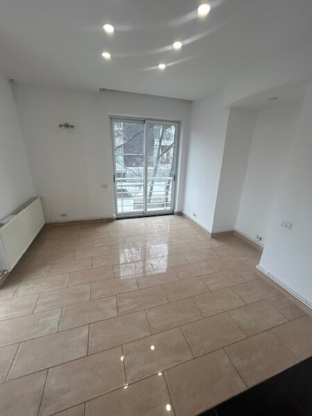 Primaverii, ap. 4 camere+loc de parcare, bloc 2005, zona exclusivista.
