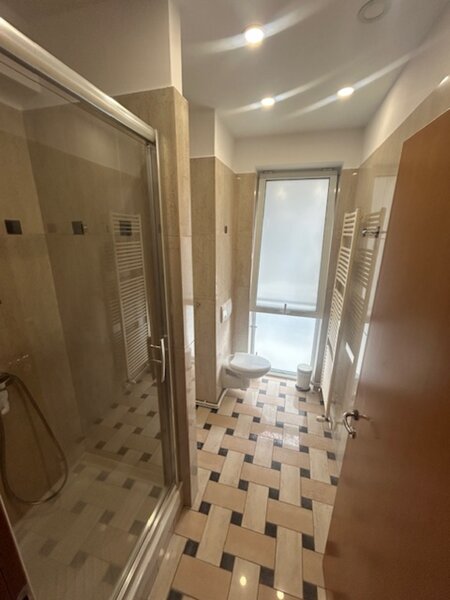 Primaverii, ap. 4 camere+loc de parcare, bloc 2005, zona exclusivista.