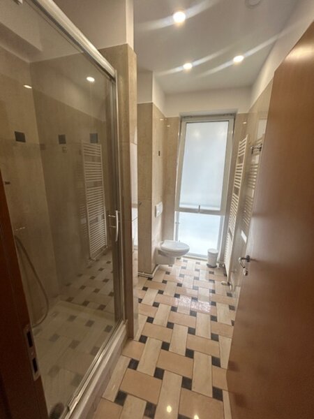 Primaverii, ap. 4 camere+loc de parcare, bloc 2005, zona exclusivista.